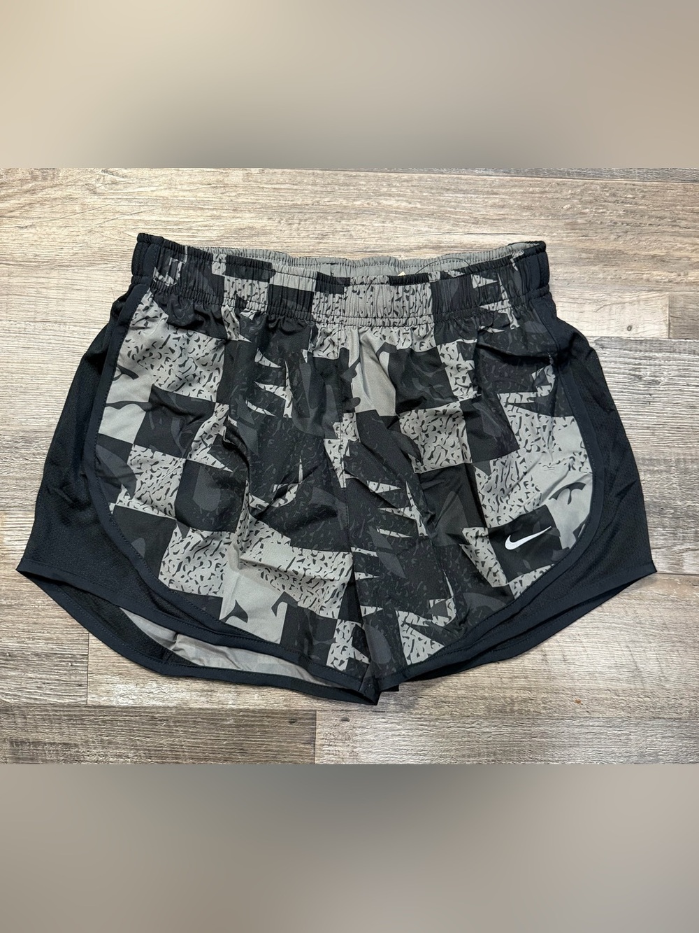 Nike Tempo Dri-Fit Black & Gray Geometric Print Running Shorts